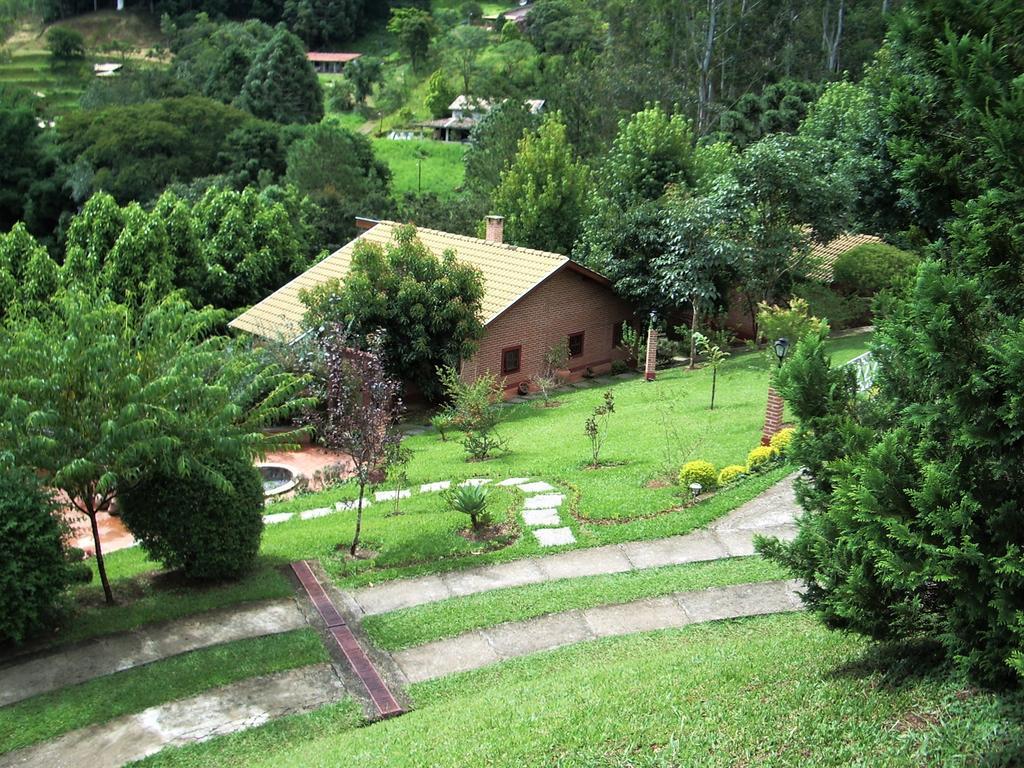 Pousada Quatro Estacoes Santo Antônio do Pinhal Екстериор снимка